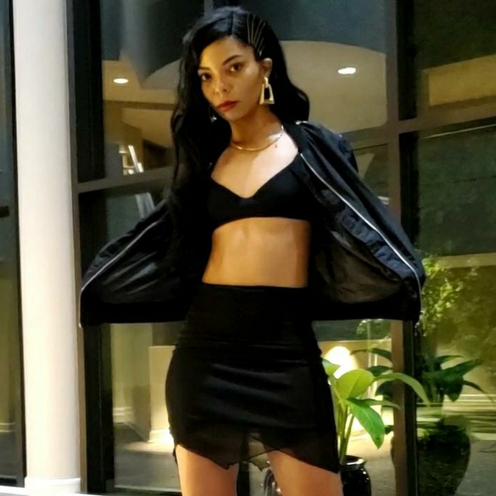 Asymetrical Black High Waist Skirt